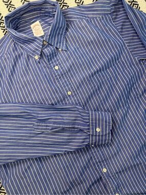 VINTAGE Brooks Brothers Makers Button Shirt Mens 16-5 Blue striped USA made VTG